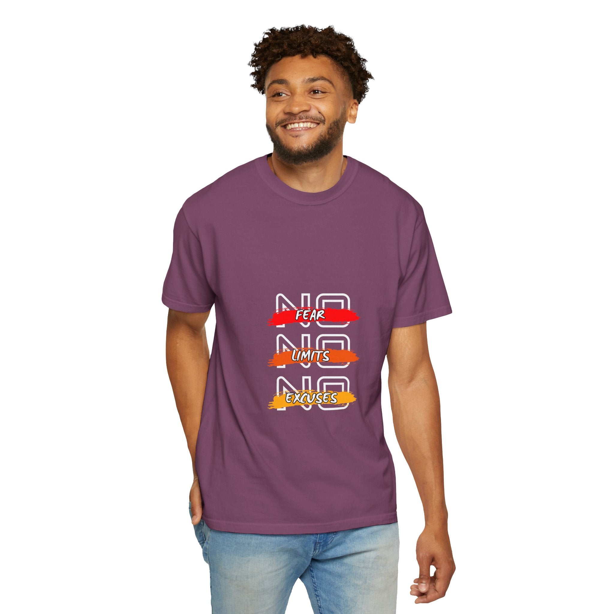 T-Shirt — "No Fear, No Limits, No Excuses" Motivational Graphic Tee