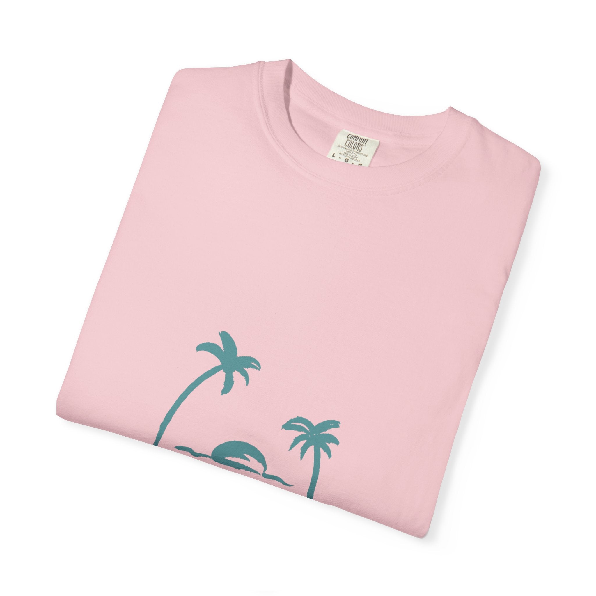 Holiday Palm Beach T-Shirt — Vintage Sunset Tropical Graphic