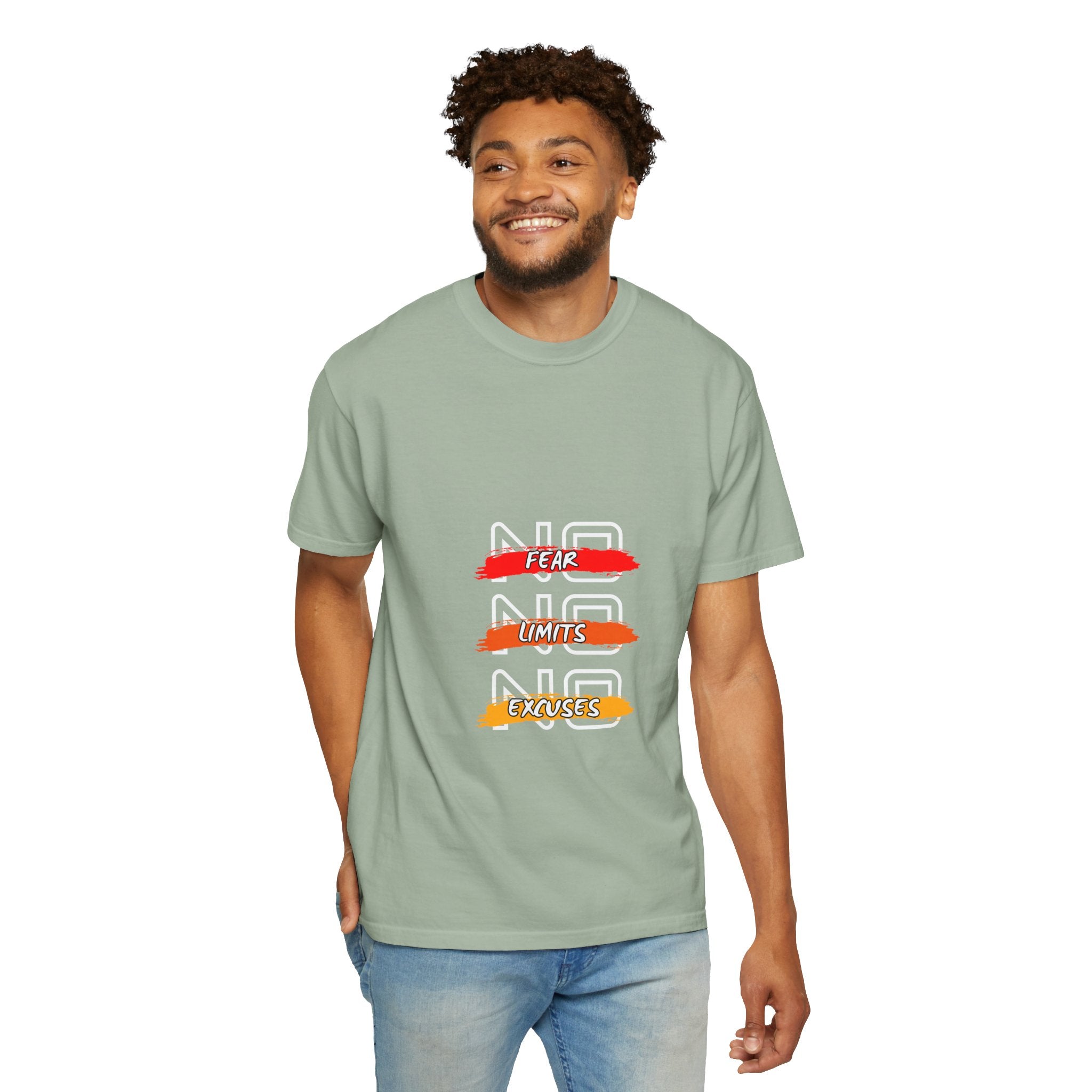 T-Shirt — "No Fear, No Limits, No Excuses" Motivational Graphic Tee