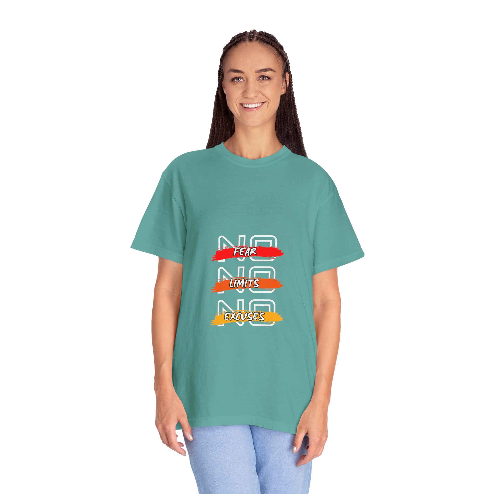 T-Shirt — "No Fear, No Limits, No Excuses" Motivational Graphic Tee