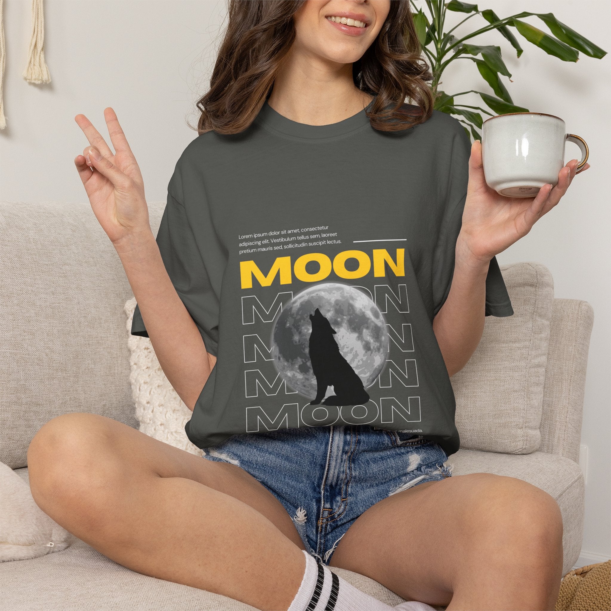 Wolf Howl Moon T-Shirt