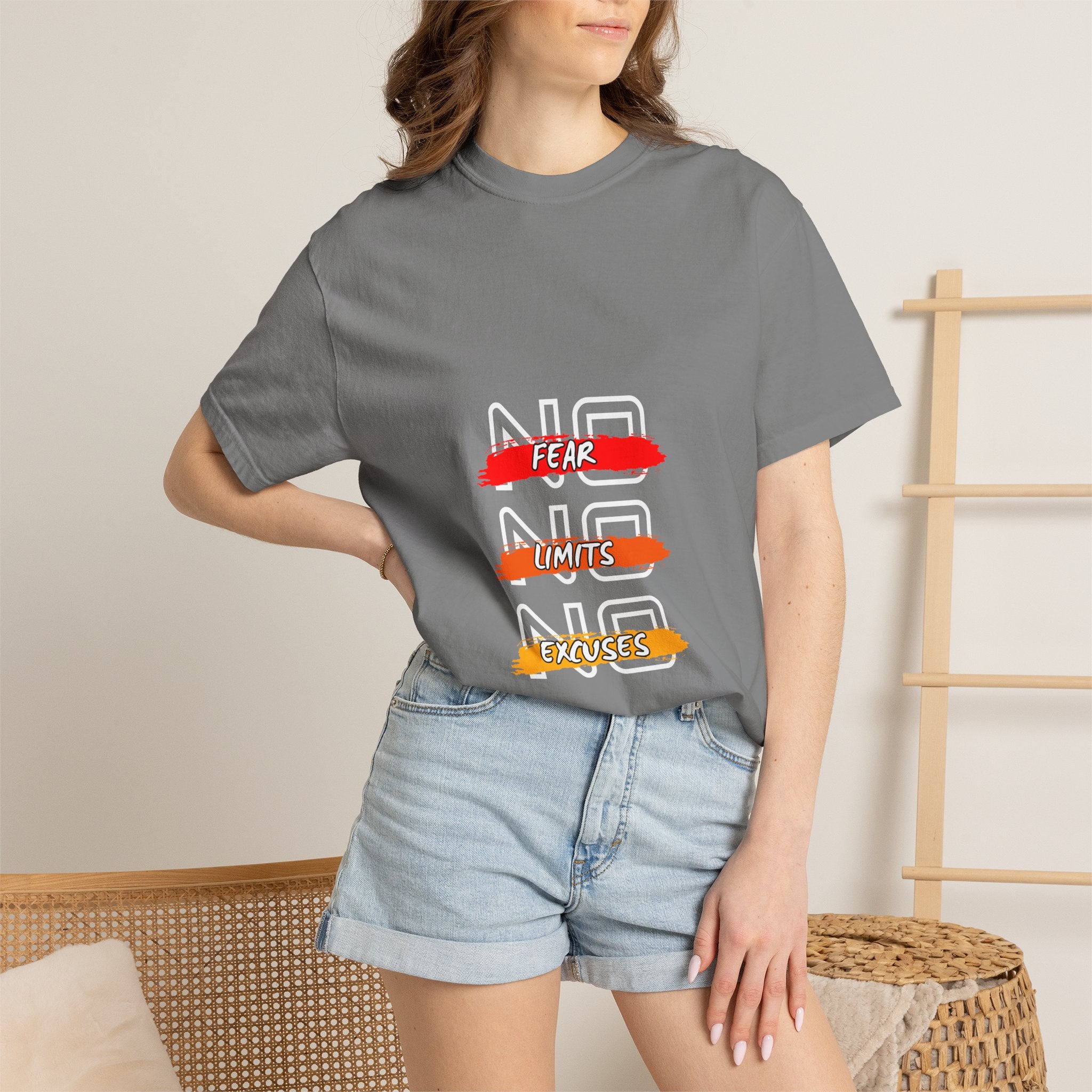 T-Shirt — "No Fear, No Limits, No Excuses" Motivational Graphic Tee