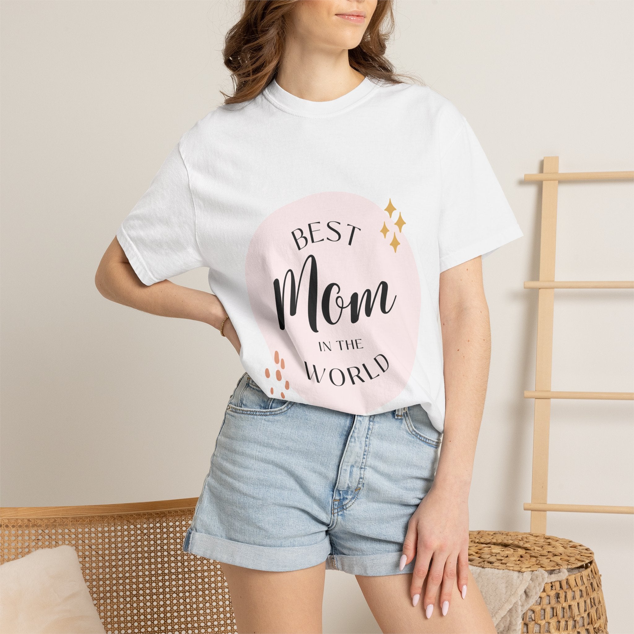 Best Mom in the World T-Shirt — Mother's Day Gift Tee